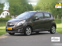 Chevrolet Spark - 1.2 16V LT / Pas 66.504 km. / Parkeersensoren / Sportvelgen / 4x Elektrische ramen / enz
