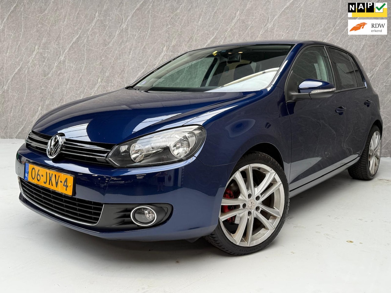 Volkswagen Golf - 1.4 TSI Highline / AUT / Goed Onderhouden - AutoWereld.nl