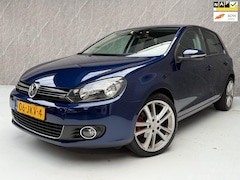 Volkswagen Golf - 1.4 TSI Highline / AUT / Goed Onderhouden
