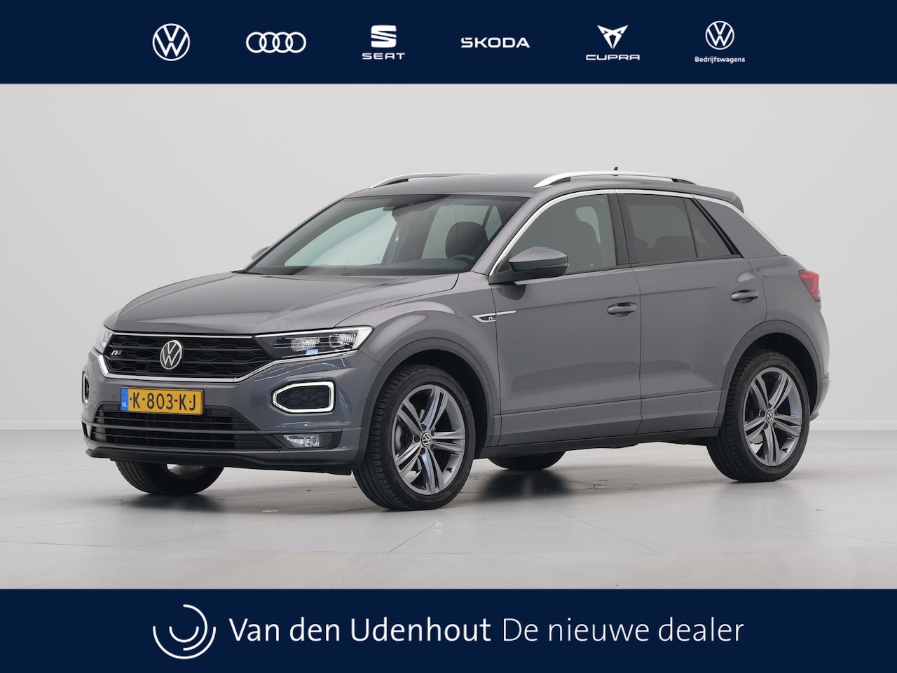 Volkswagen T-Roc - 1.5 TSI 150pk Sport Business R Line Navigatie Trekhaak Camera Elek. kofferklep 204 - AutoWereld.nl