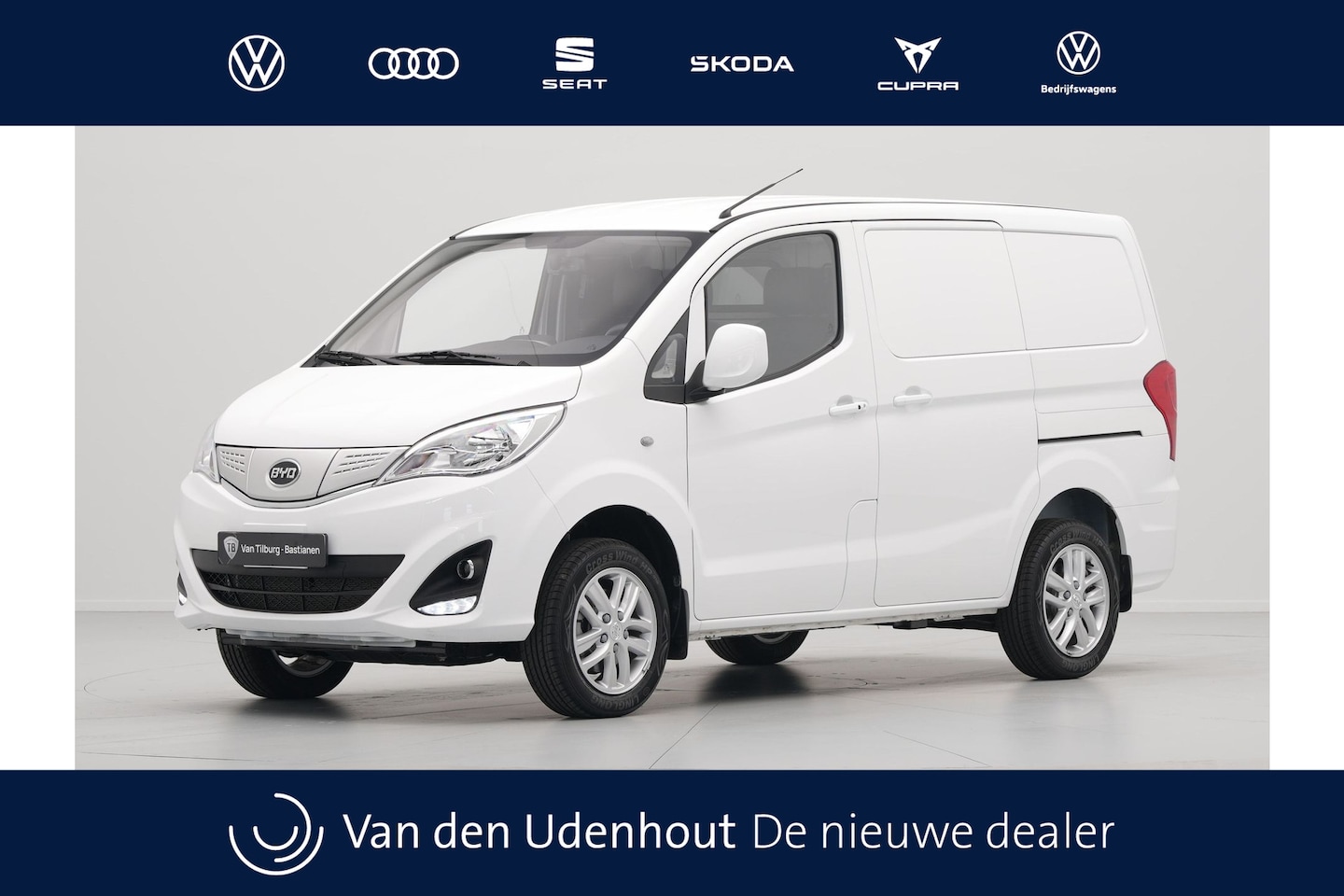 BYD ETP3 - 136pk 45 kWh Navigatie Camera Lm Velgen Leder Wordt verwacht week 27 - AutoWereld.nl