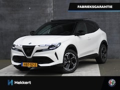 Alfa Romeo Junior - Ibrida Speciale 1.2 Hybrid 136pk Automaat PANO-DAK | 18''LM | DODE HOEK | ADAP. CRUISE | L