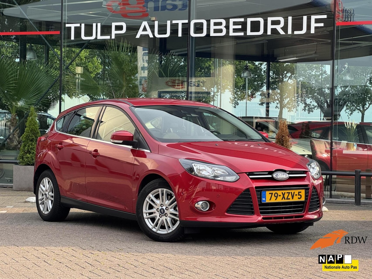 Ford Focus - 1.6 EcoBoost Titanium 5 drs 2012 1e eig 75919 km - AutoWereld.nl