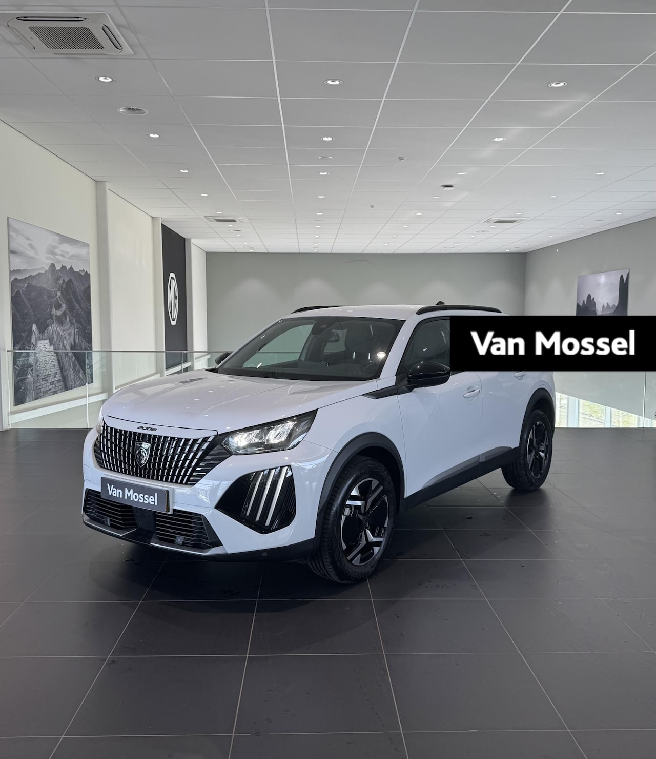 Peugeot 2008 - 1.2 PureTech 100 Allure | Camera | Navigatie | Climate control - AutoWereld.nl
