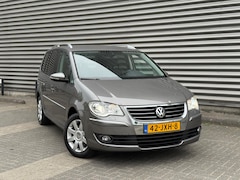 Volkswagen Touran - 1.4 TSI Highline (bj 2009) xenon|automaat|navigatie|197000 km nap