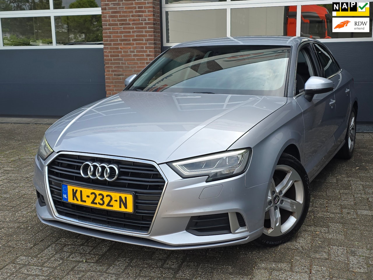 Audi A3 Limousine - 1.0 TFSI Sport Lease Edition DSG |Nap |Led |Navi - AutoWereld.nl