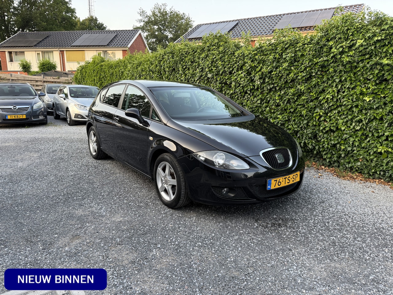Seat Leon - 1.6 Sportstyle | Airco | Cruise Control | LMV | Elekt. Ramen | Privacy Glass | Nieuwe APK - AutoWereld.nl