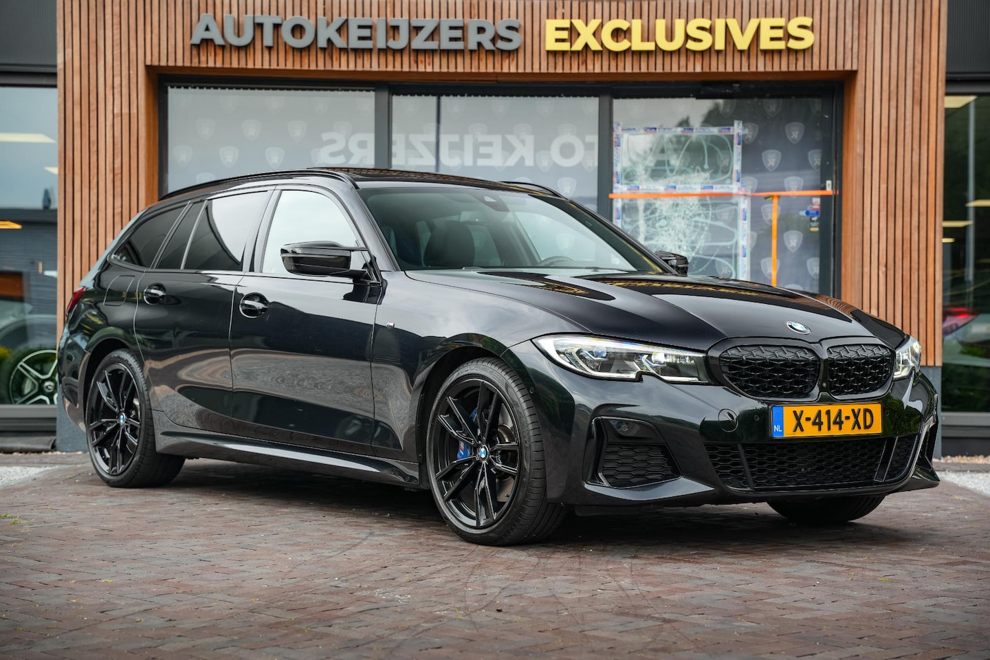 BMW 3-serie Touring - M340i xDrive Panoramadak Harman/Kardon Dodehoek 360cam Leer DAB+ 19”LM - AutoWereld.nl