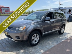 Mitsubishi Outlander - 2.4 Intro Edition 2WD apk keurige auto airco/ecc