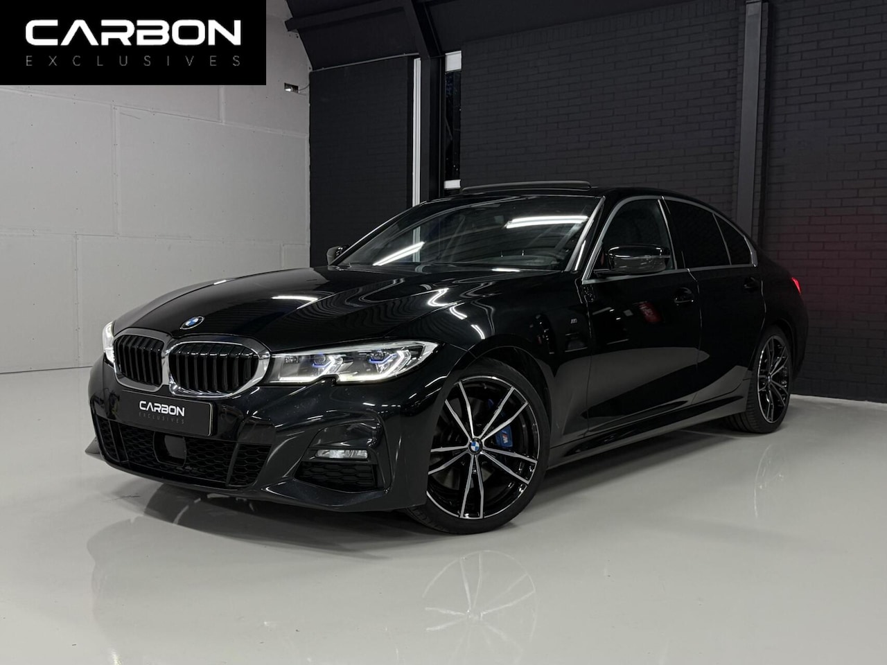 BMW 3-serie - 330i High Executive | Pano | Head-up | Bomvol - AutoWereld.nl