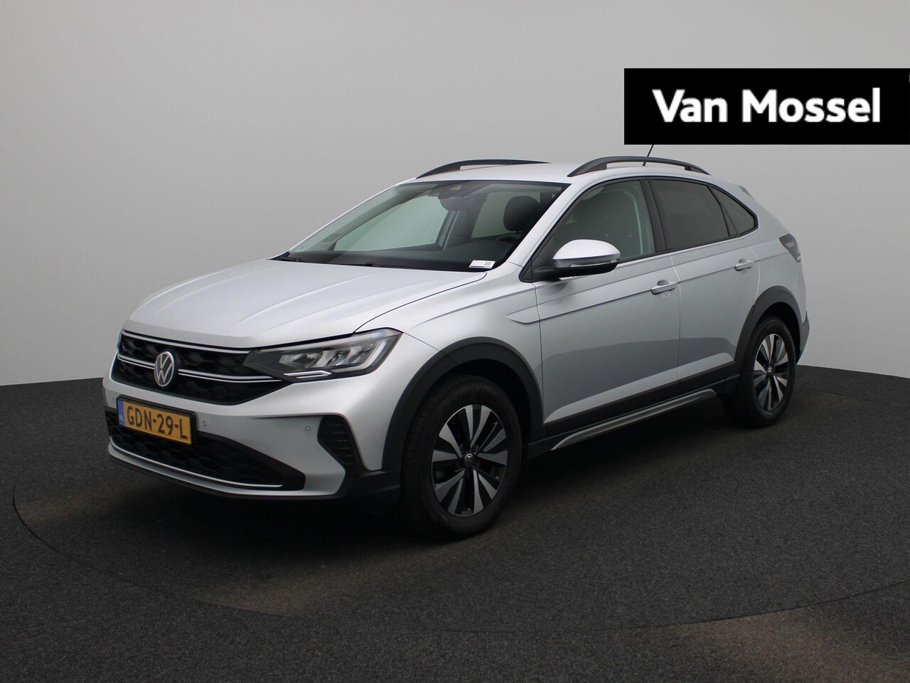 Volkswagen Taigo - 1.0 TSI Life Edition Automaat | Camera | Parkeersensoren voor/achter | Automatische airco - AutoWereld.nl