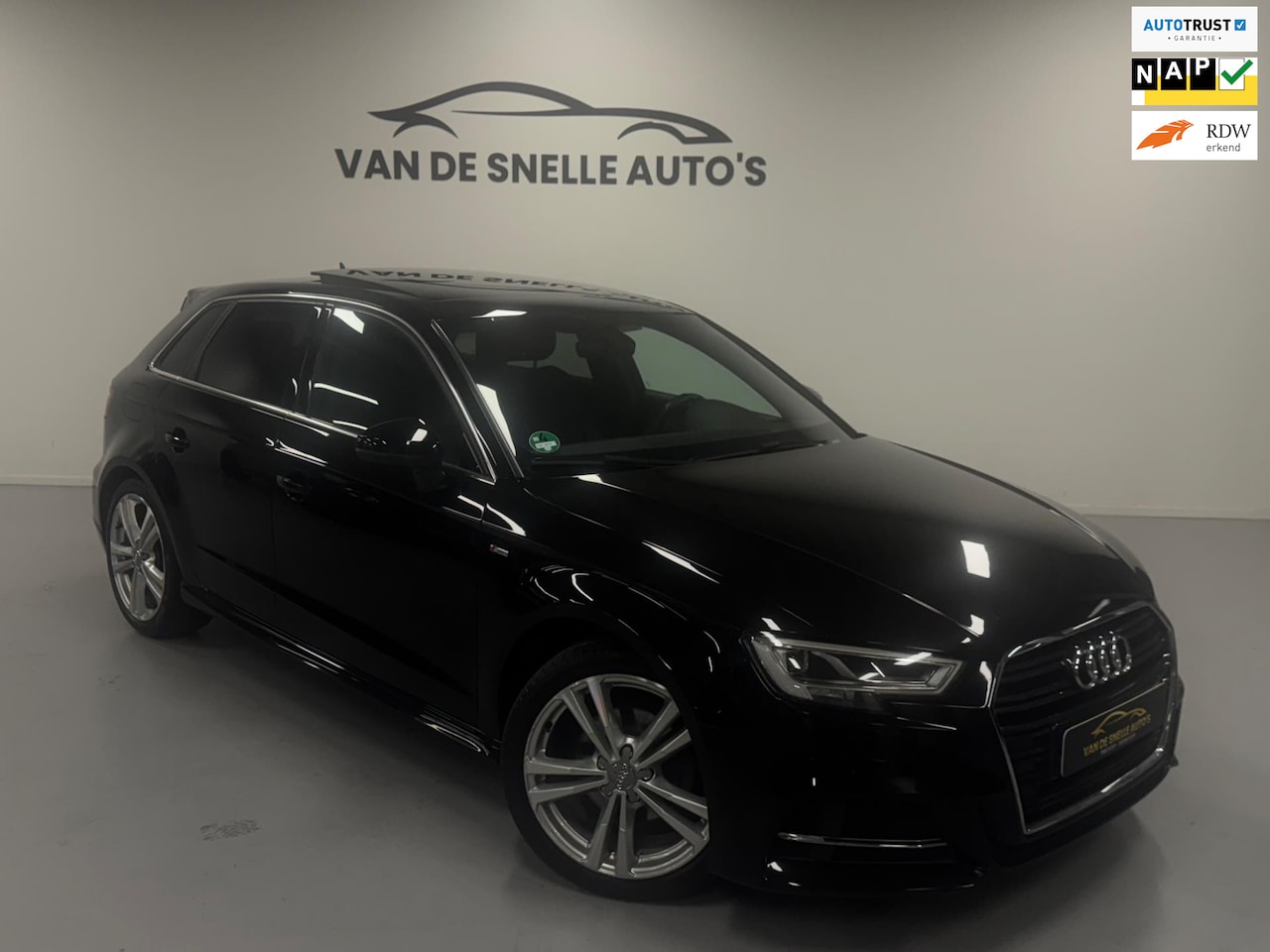 Audi A3 Sportback - 1.4 TFSI CoD Sport S Line Edition DSG/B&O/VIRTUAL/PANO - AutoWereld.nl