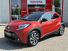 Toyota Aygo X - PULSE AUTOMAAT NIEUW & DIRECT LEVERBAAR APPLE/ANDROID AIRCO AD-CRUISE LED 17"LM-VELGEN