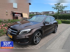 Mercedes-Benz GLA-Klasse - 200 AMG AUT F-1|NAVIGATIE|BI-XENON|STOELVERWARMING|BLUETOOTH|ZEER GOED ONDERHOUDEN