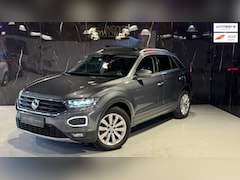 Volkswagen T-Roc - 1.0 TSI Style| Pano| Virtual Cam| Led| Sfeer| ACC