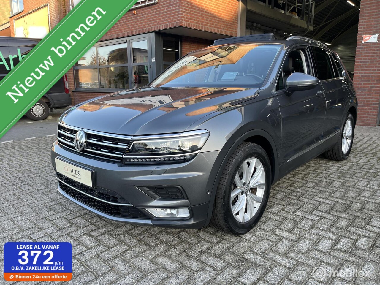 Volkswagen Tiguan - 1.4 TSI ACT Highline CAMERA*PANO-DAK*HUD* - AutoWereld.nl
