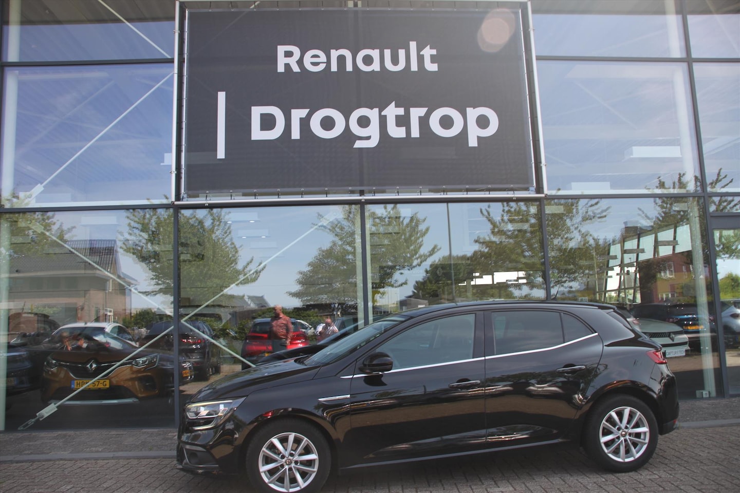 Renault Mégane - Hatchback 100PK-LIMITED-5DRS-76DKM-NAVI-CLIMA-LMV-PDC- - AutoWereld.nl
