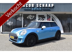 MINI Cooper - 1.5 Chili Serious Business / Keyless / Clima / Navigatie / Panoramadak