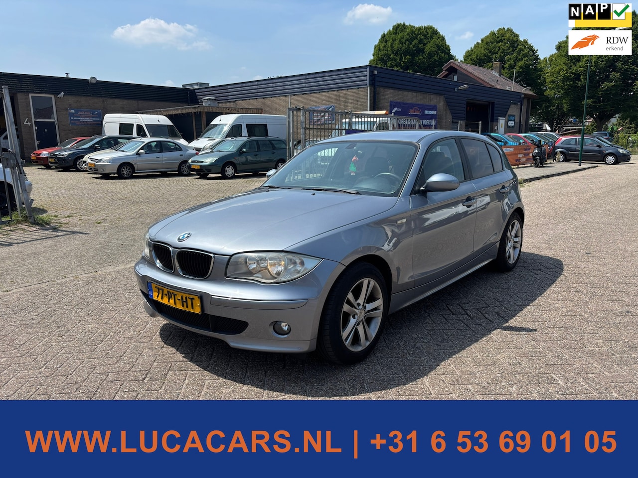 BMW 1-serie - 116i 116i - AutoWereld.nl