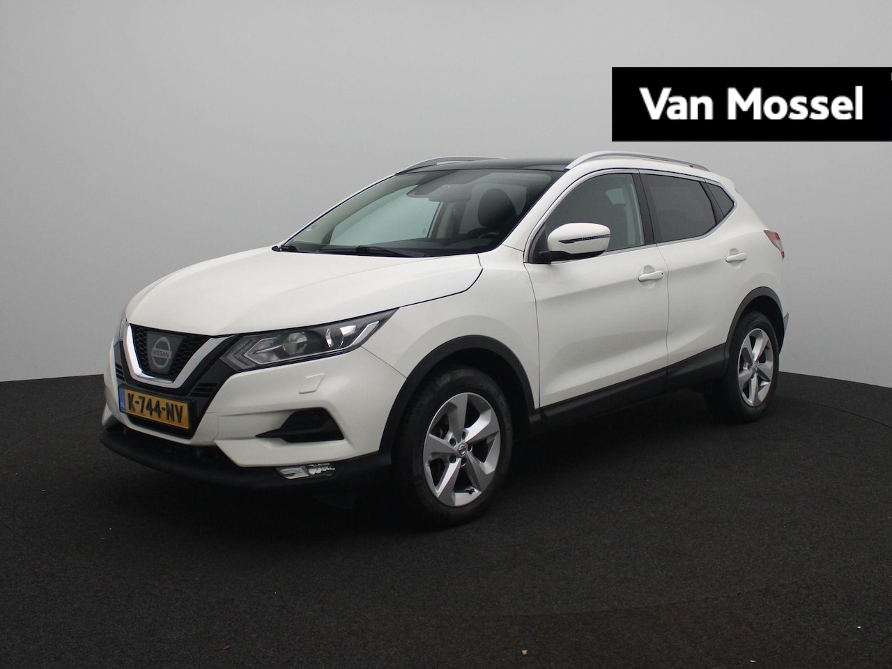 Nissan Qashqai - 1.2 Acenta | Climate Control | Lichtmetalen Velgen | Cruise Control | Trekhaak | Navigatie - AutoWereld.nl