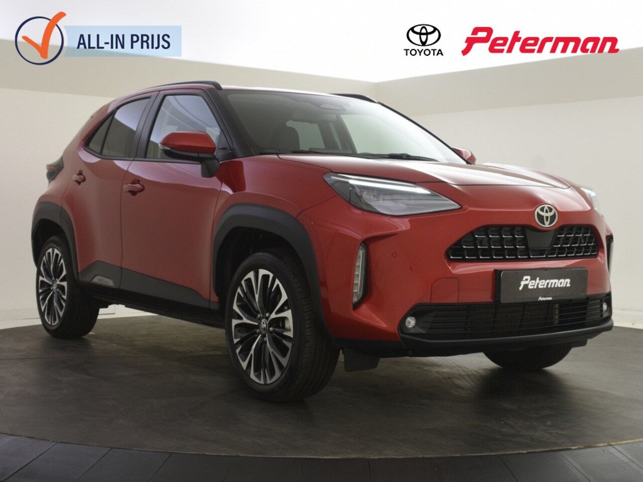 Toyota Yaris Cross - 1.5 Hybrid 130 Executive | Parkeersensoren | Stuur en Stoelverwa - AutoWereld.nl