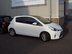 Toyota Yaris - 1.5 Full Hybrid 100pk 5D Aut Dynamic PANO