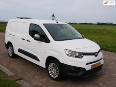 Toyota ProAce City - 1.5 D-4D 73kW Professional Long AC NAVI 3-SEATS * 7499 EX BTW
