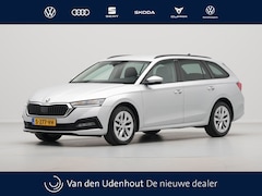 Skoda Octavia Combi - 1.5 e-TSI 150pk DSG Business Edition Navigatie Virtual Cockpit Cruise Pdc Acc Carplay 172