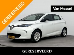 Renault Zoe - R90 Life 41 kWh | Incl. Koopaccu | PDC Achter | Licht- & Regensensor | Full-Map Navigatie