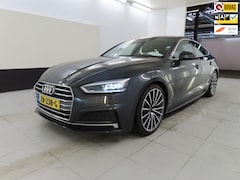 Audi A5 Sportback - 35 TFSI Sport S-line edition+led+Leder+Navigatie+19"Lmv+DAB+dodehoek-detectie+Smartphone =