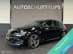 Volkswagen Golf - 1.4 TSI ACT Highline 175 PK / DSG / LUXE / LED