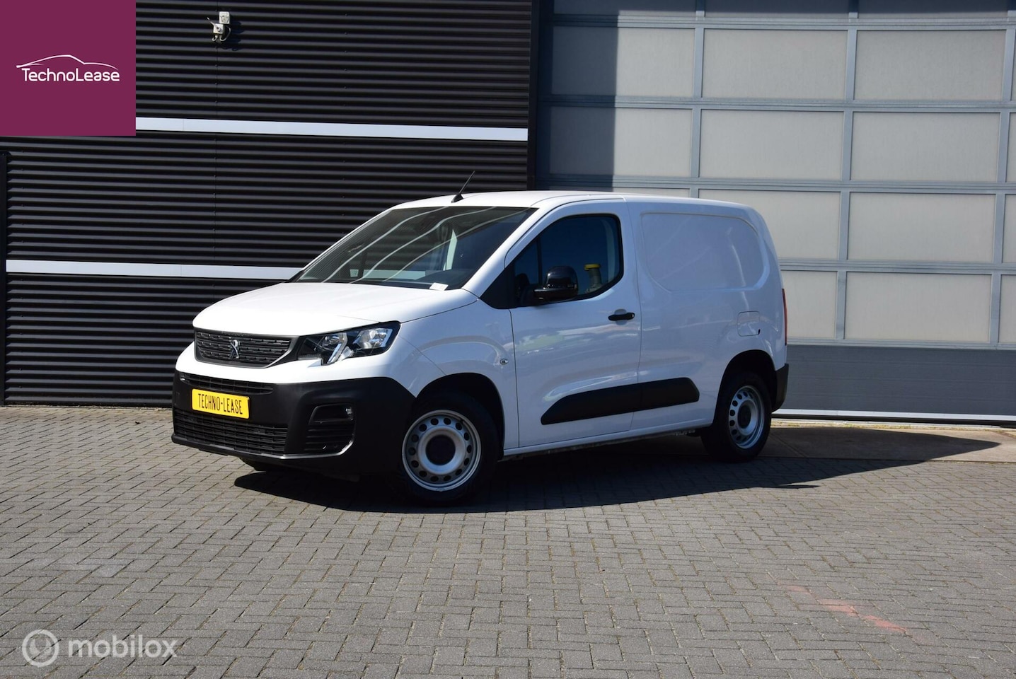 Peugeot Partner - bestel 1.5 BlueHDI Premium - AutoWereld.nl