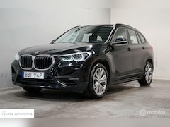 BMW X1 - xDrive25e 220pk Sport Line, trekhaak, HUD, LED, Navi