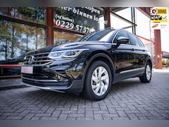 Volkswagen Tiguan - 1.4 TSI eHybrid Elegance | IQ-Light |Trekhaak | Panorama dak | App-Connect | Navigatie | P