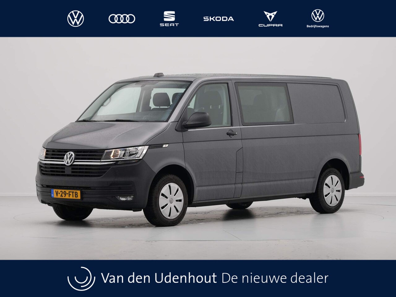 Volkswagen Transporter - 2.0 TDI L2H1 30 DC Comfortline Navi via App Trekhaak Pdc Airco Cruise - AutoWereld.nl