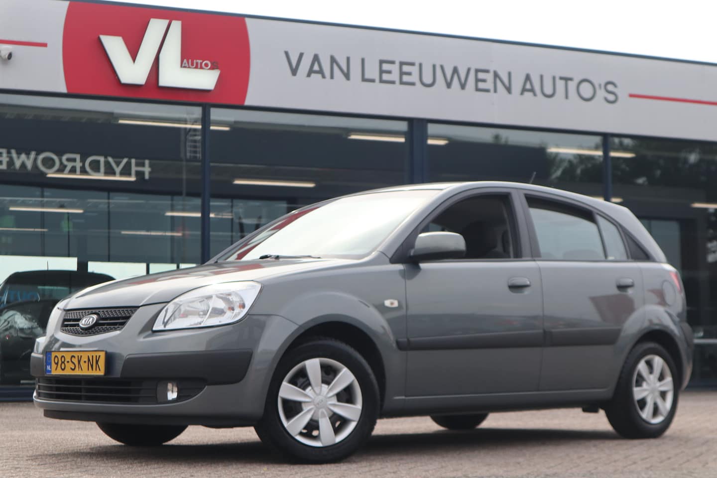 Kia Rio - 1.4 LXE | APK 29-11-2025 | Radio CD | Trekhaak - AutoWereld.nl