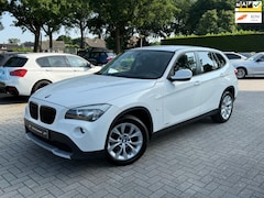 BMW X1 - SDrive18i Executive|Ketting vervangen|Climate control|PDC|Automaat|Nette staat