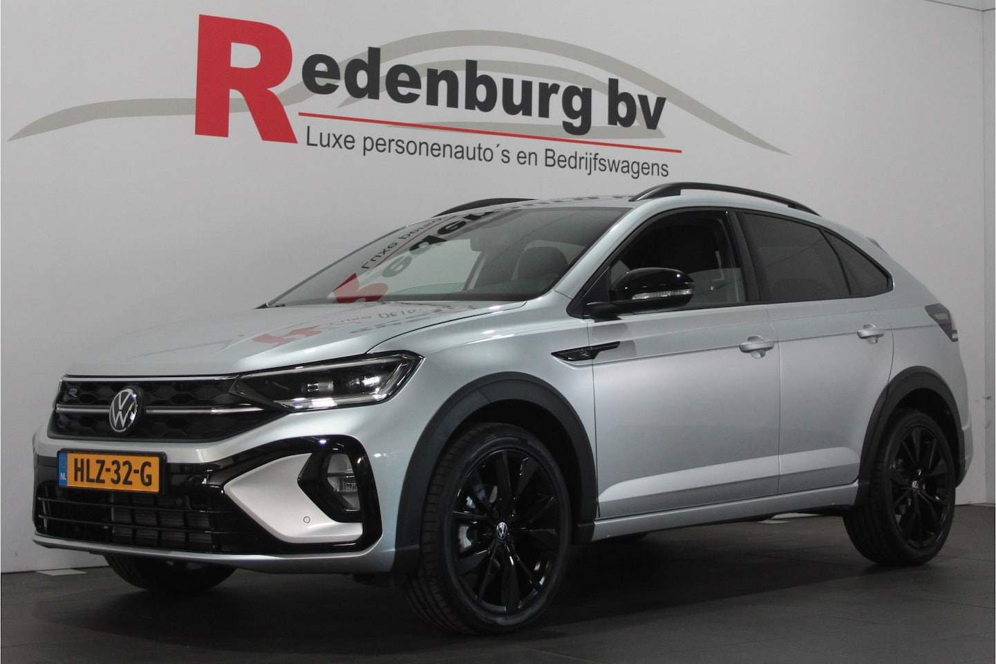 Volkswagen Taigo - 1.0 TSI R-Line - Automaat - Camera / Carplay / Stoelverw. - AutoWereld.nl
