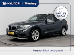 BMW X1 - sDrive20i Executive Aut. | Navigatie | Lm-wielen | Parkeersensoren | Cruise control |