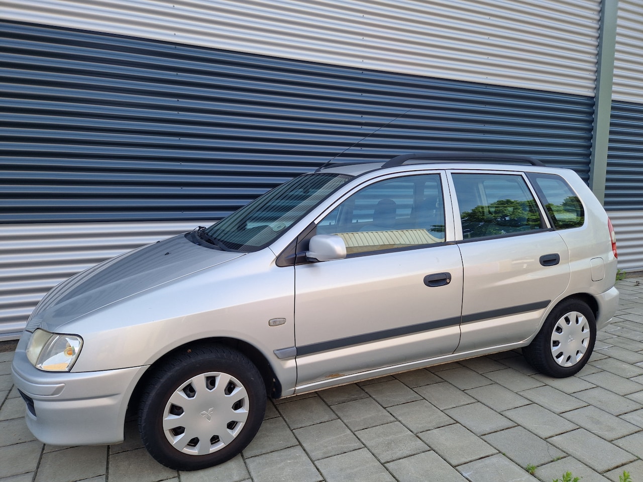 Mitsubishi Space Star - 1.3 Family Airco PDC Nieuwe apk NAP - AutoWereld.nl