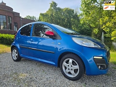 Peugeot 107 - 1.0 Sportium 5-deurs AIRCO *apk:01-2026