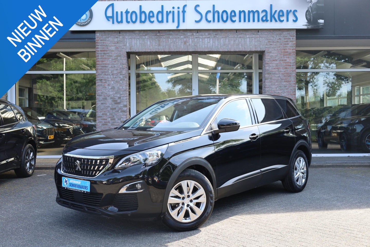 Peugeot 5008 - 1.2 PureTech Active CARPLAY HALF-LEER CRUISE VOICE CLIMA NAVI PDC LMV - AutoWereld.nl