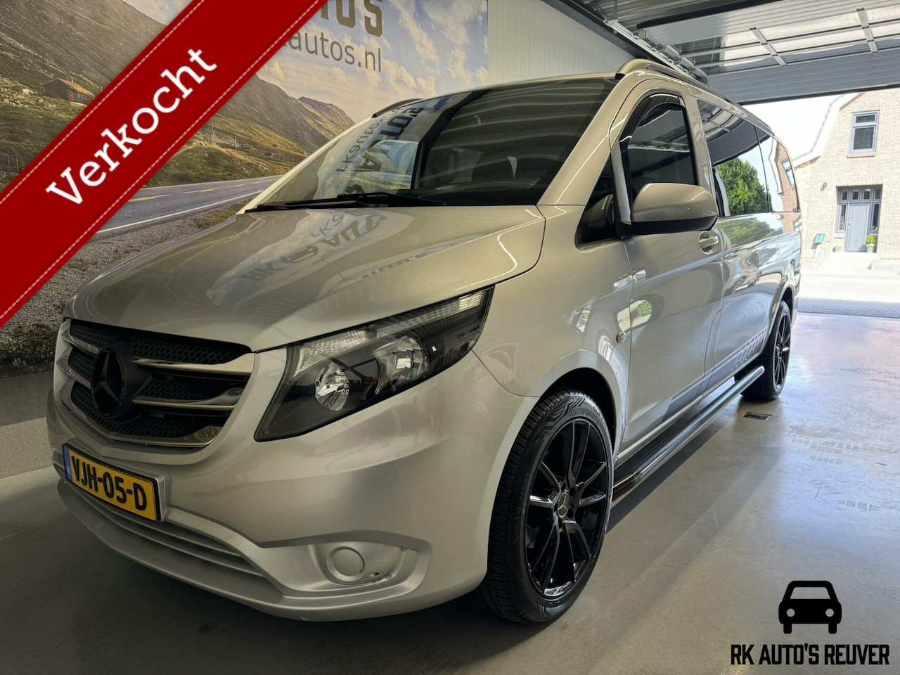 Mercedes-Benz Vito - Bestel 114 CDI Lang DC Comfort / Leder / AUT - AutoWereld.nl