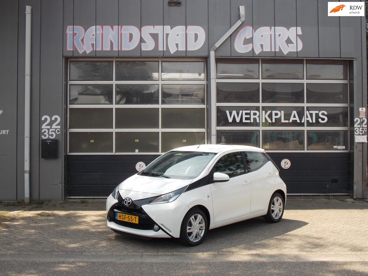 Toyota Aygo - 1.0 VVT-i x-cite Automaat camera Airco Elek Pakket 5Deurs 2018bj GARANTIE - AutoWereld.nl