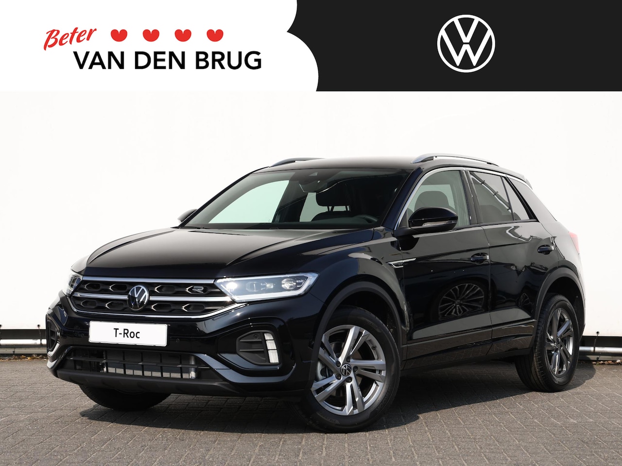 Volkswagen T-Roc - R-Line-Edition 1.5 110 kW / 150 pk TSI SUV 7 versn | Trekhaak | Camera | PDC | App connect - AutoWereld.nl