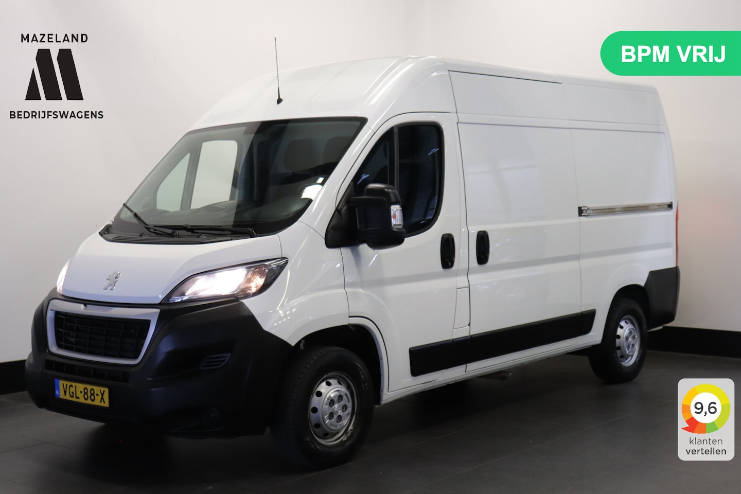 Peugeot Boxer - 2.2 BlueHDi 120PK 2x Schuifdeur L2H2 EURO 6 - Airco - Navi - Cruise - € 12.950,- Excl. - AutoWereld.nl