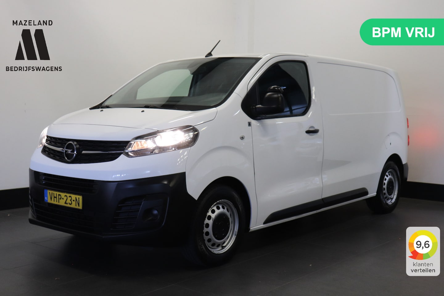Opel Vivaro - 2.0 CDTI L2 123PK Automaat EURO 6 - Airco - Cruise - PDC - Trekhaak - €13.950,- Excl. - AutoWereld.nl