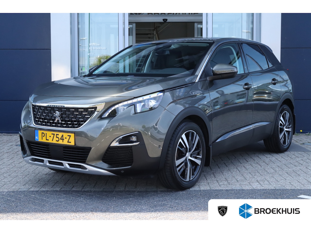 Peugeot 3008 - 1.2 Turbo Allure | Cruise Control | Leder | Trekhaak | Camera | Keyless | Memory | Navi | - AutoWereld.nl