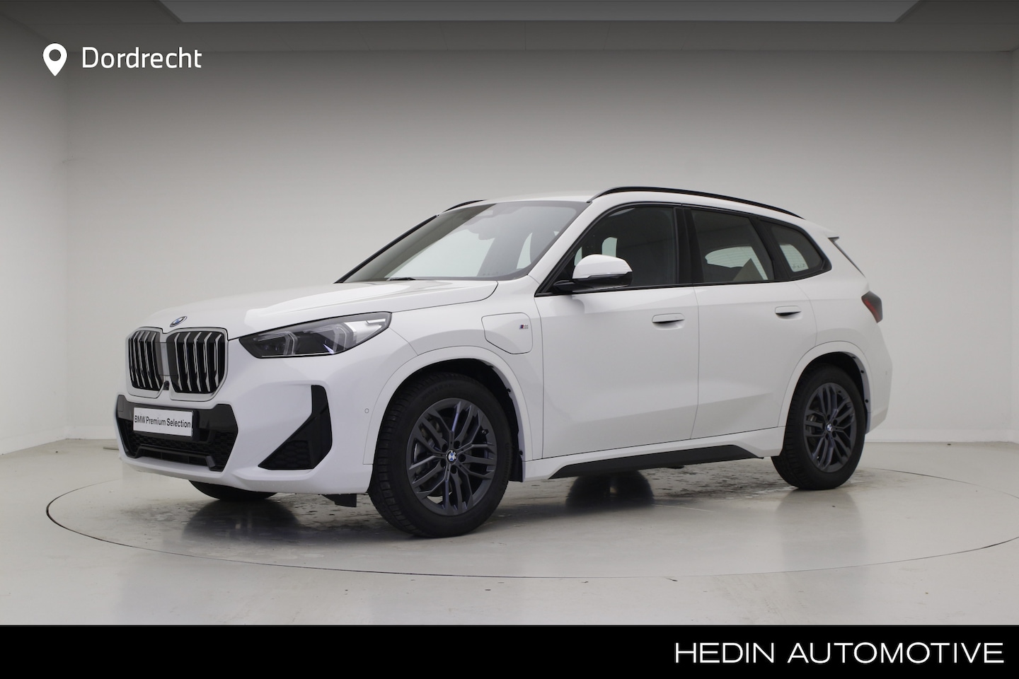BMW X1 - xDrive25e M-Sport | Trekhaak | Driving Assistant Plus | Head-Up - AutoWereld.nl
