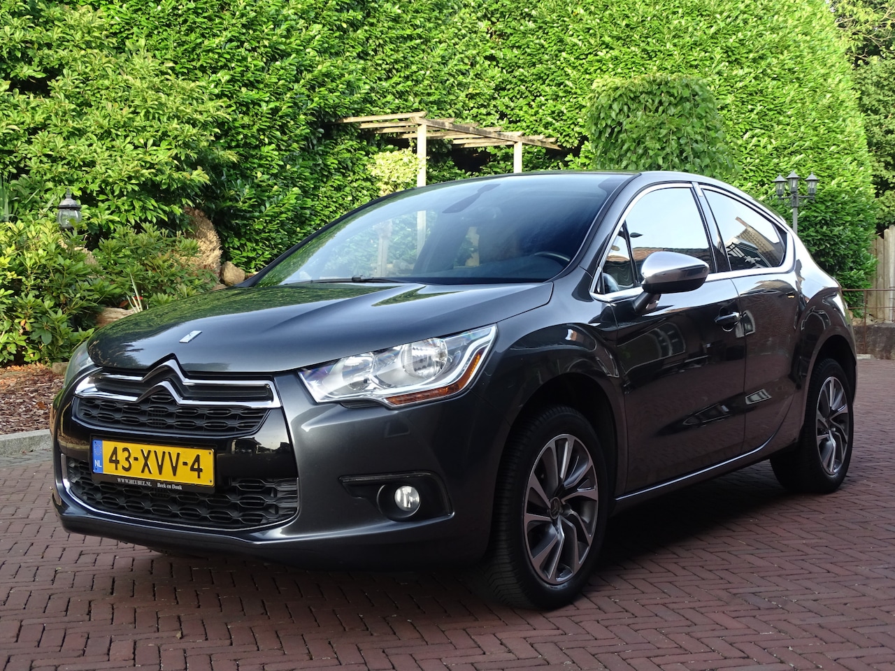 Citroën DS4 - 1.6 THP So Chic Automaat 2de eig Nw.staat - AutoWereld.nl
